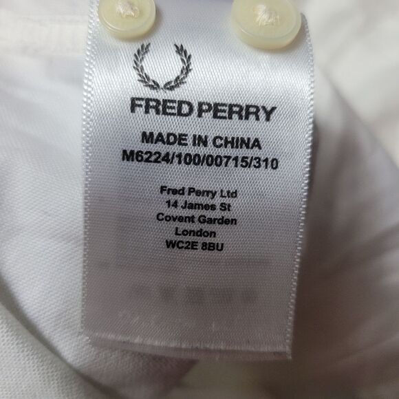 Fred Perry Button Down Men's Size S Shirt White Striped Collar Red Blue - Picture 10 of 11